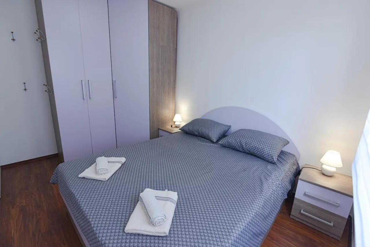 Brsec Villa Anda S Apartmanima I Bazenom